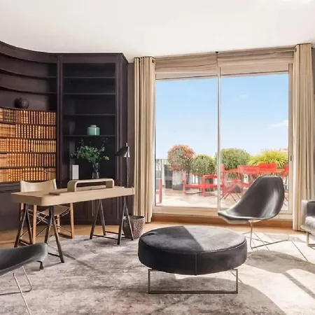 Exceptional With Terrace And View Apartment
